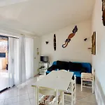 Aparthotel With Swimming-pool In Costa Paradiso, 6 Beds With Private Outdoor Area Costa Paradiso